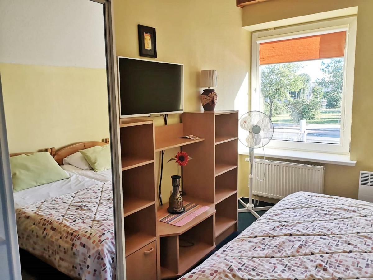 Info Hotel Apartments Palanga Ngoại thất bức ảnh