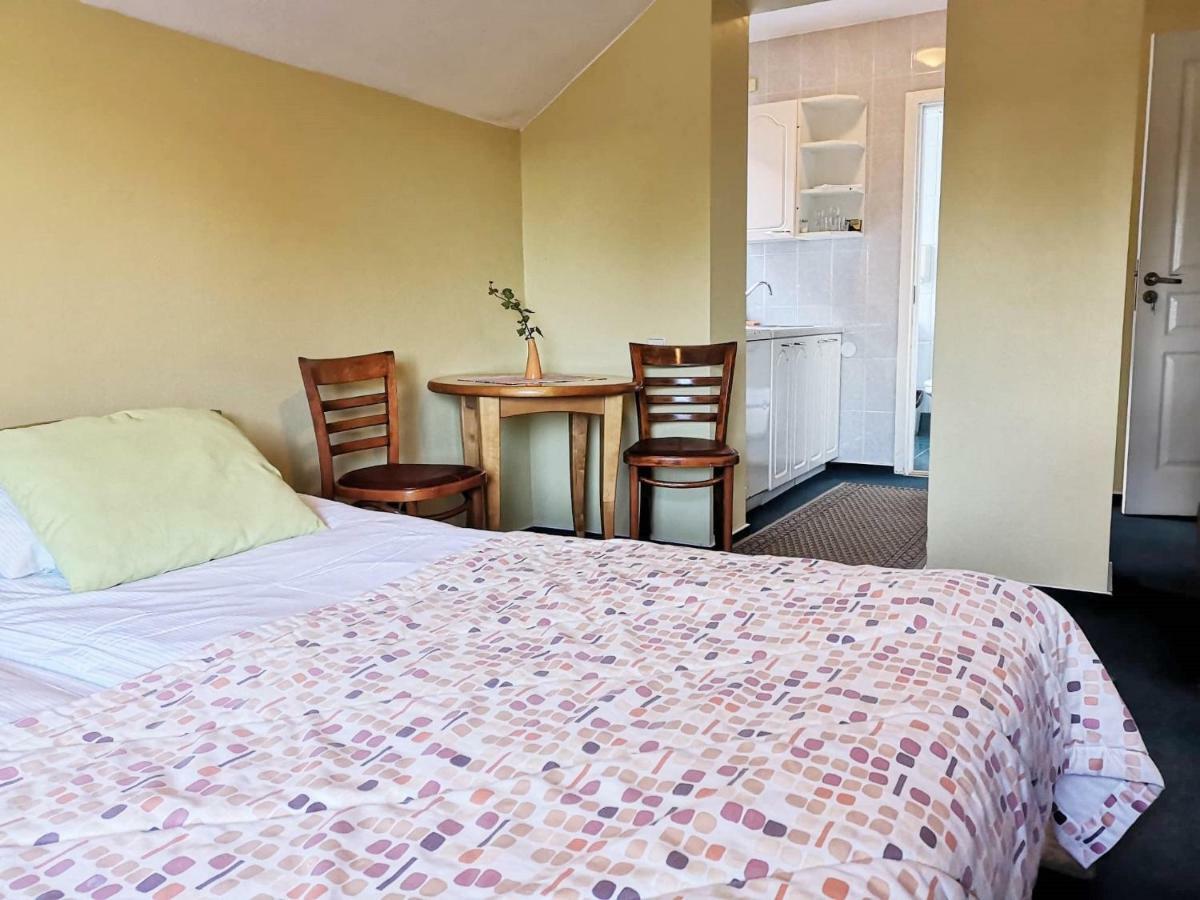 Info Hotel Apartments Palanga Ngoại thất bức ảnh